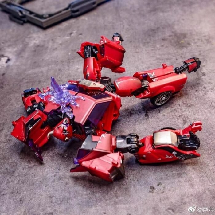 Transformers toys APC Toys TFP Cliffjumper Zombie Version - Image 4