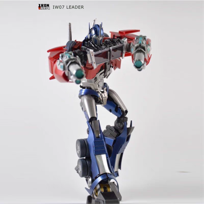 Action Figure Iron Warrior IW-07 Optimus Prime - Image 4