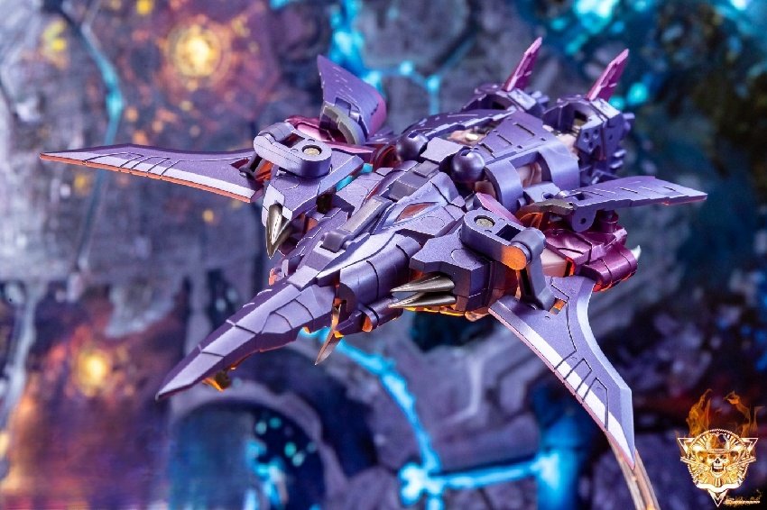 Transformers toys Pangu Toys PT-06 Flame Blave Storm Cyclonus