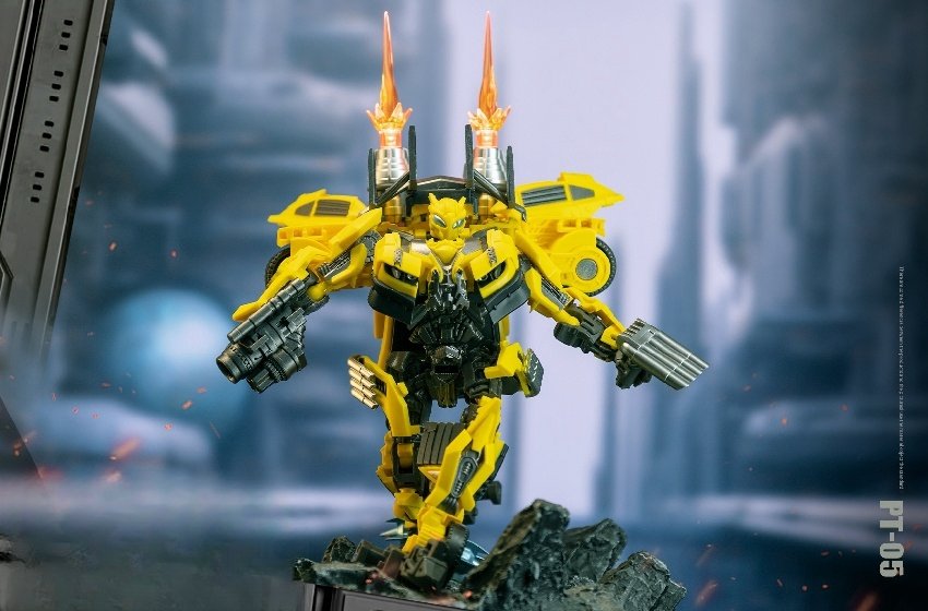 Transformers toys PanguToys PT-05 Fury Bee Bumblebee