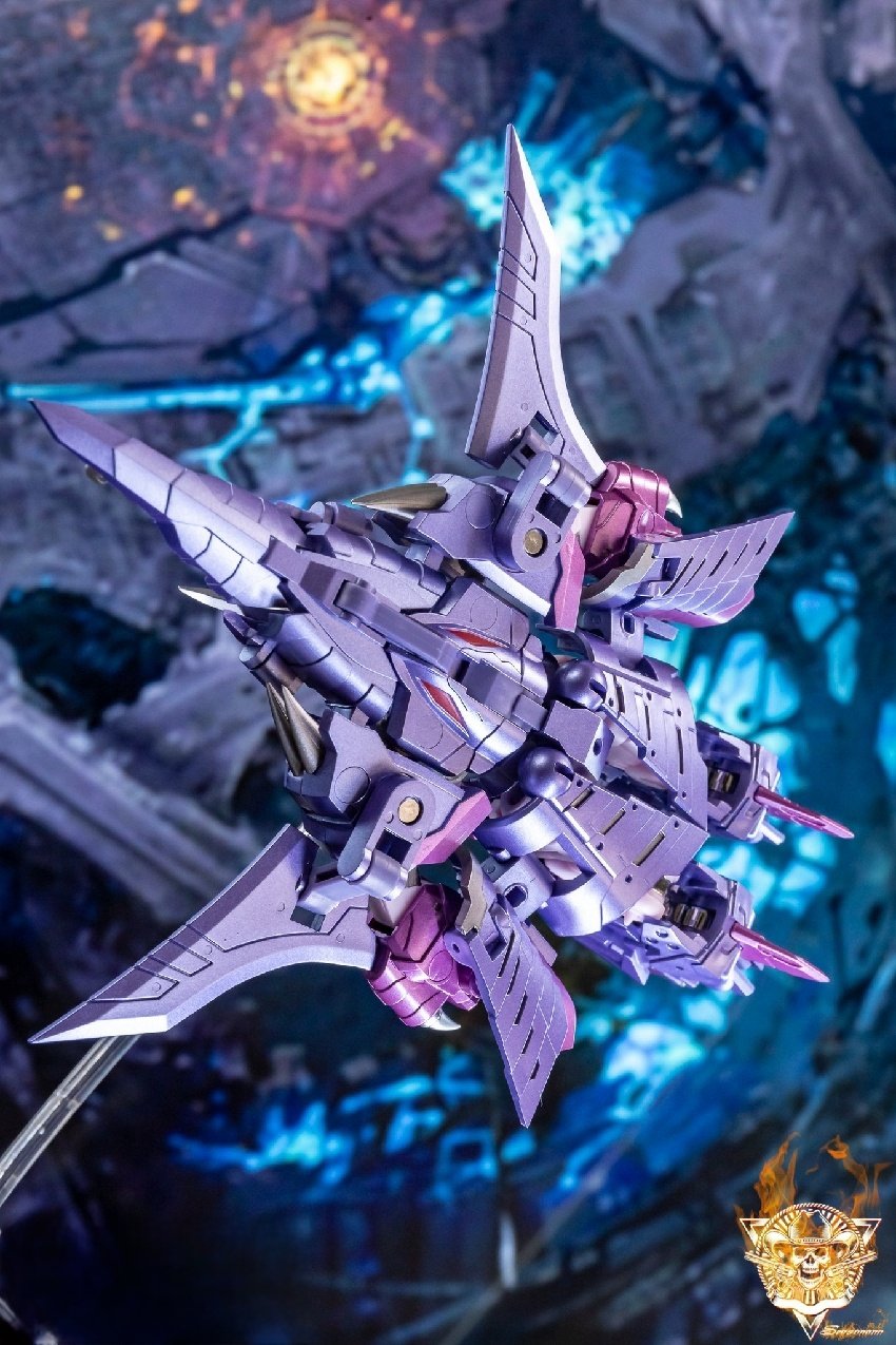Transformers toys Pangu Toys PT-06 Flame Blave Storm Cyclonus