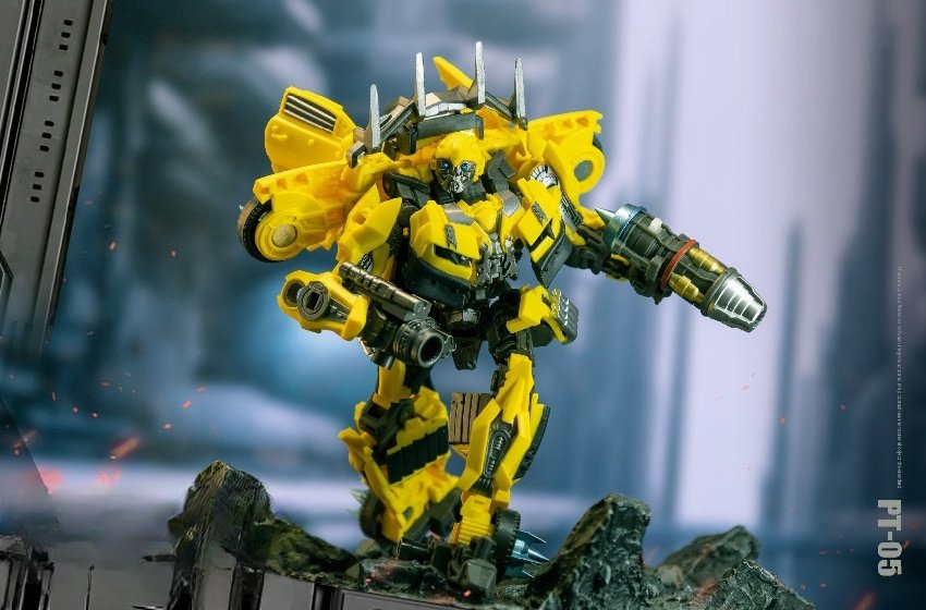 Transformers toys PanguToys PT-05 Fury Bee Bumblebee