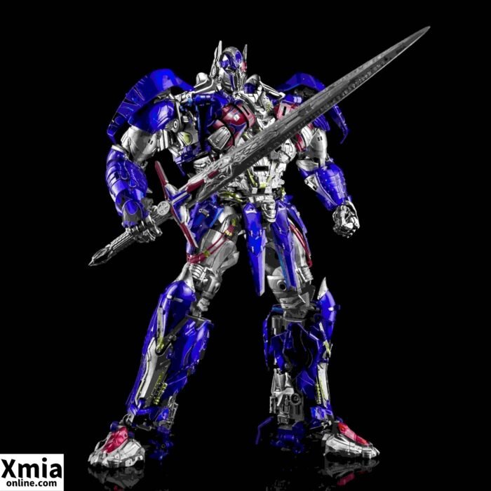 Transformers toys AAT-02M Optimus Prime-4