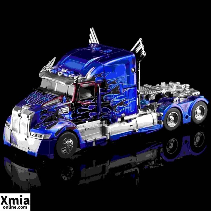 Transformers toys AAT-02M Optimus Prime-5