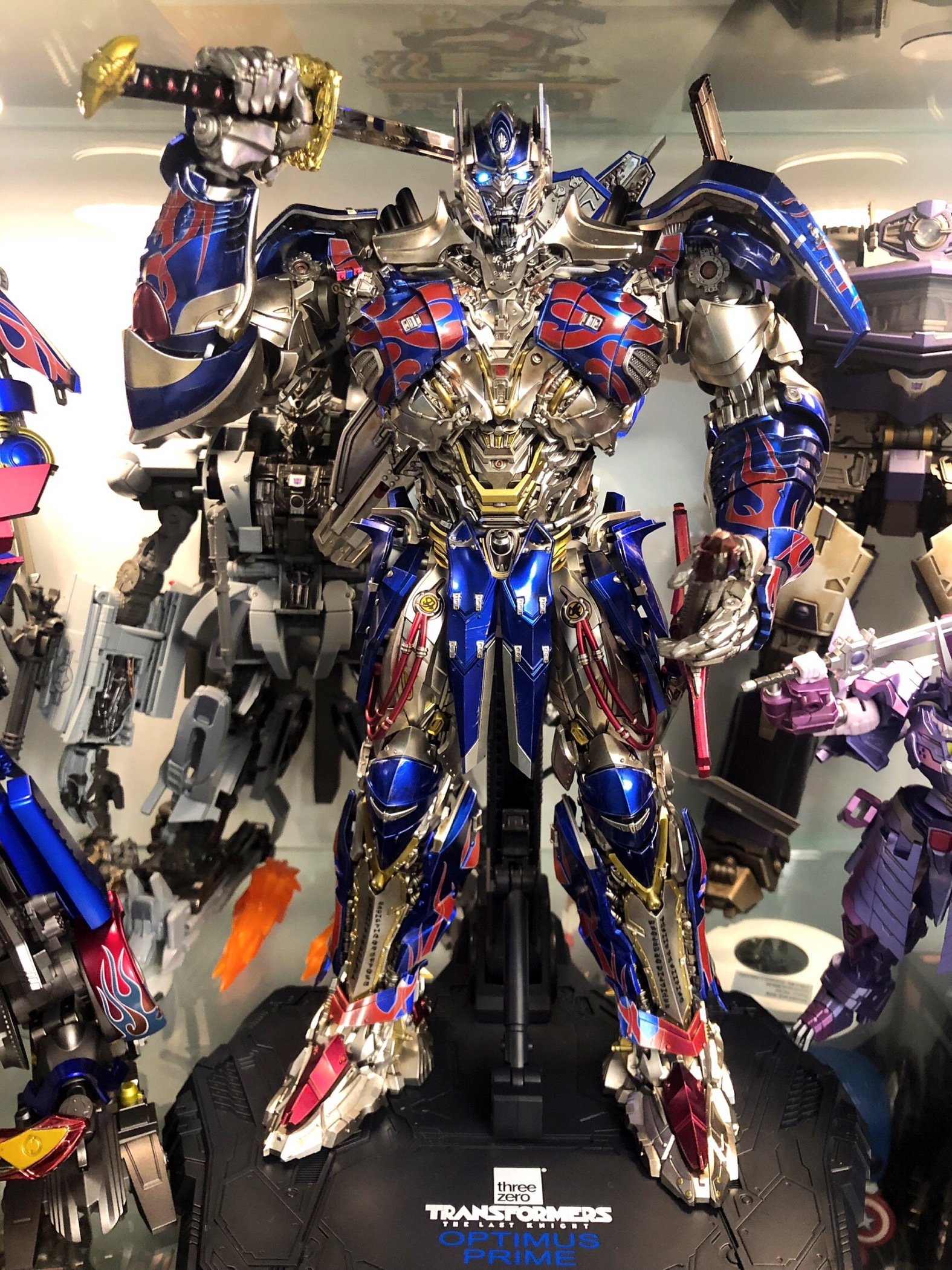 Action Figures Threezero The Last Knight DLX Optimus Prime