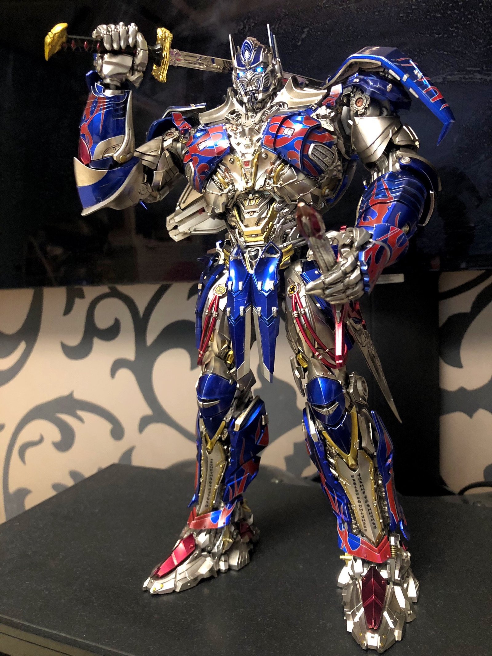 Action Figures Threezero The Last Knight DLX Optimus Prime