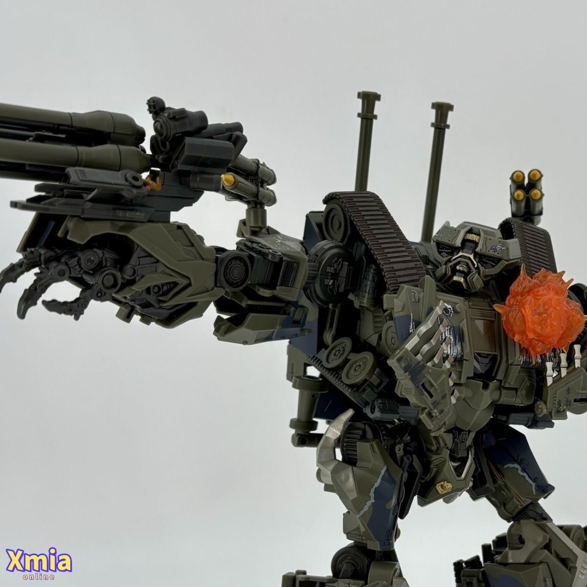 Transformers toys 4th Party DP-01 Desperado Megatron Battle Damaged Version