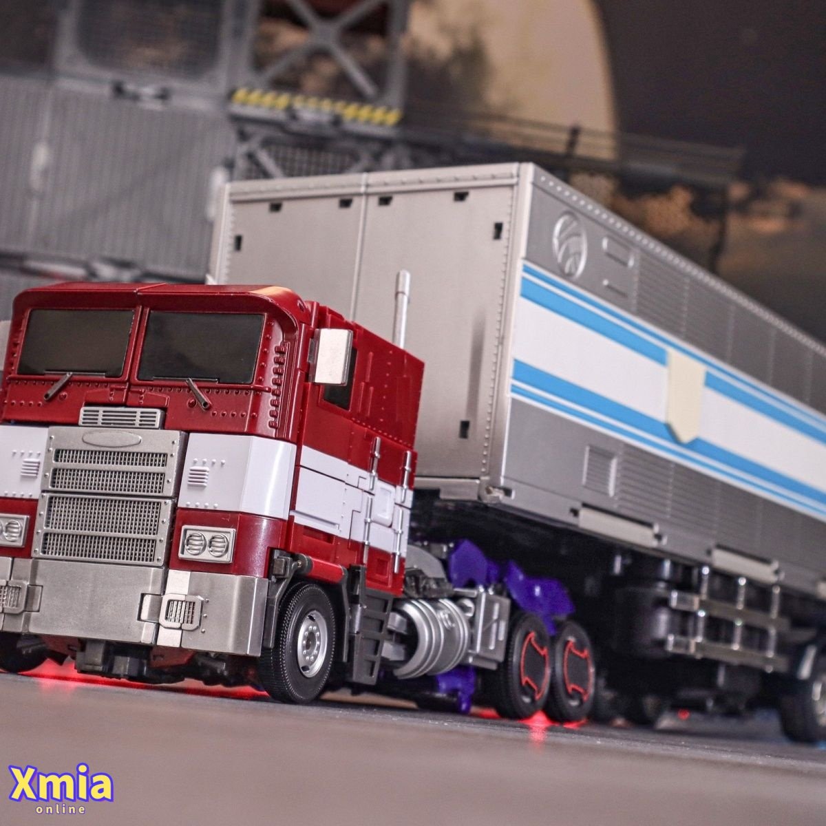 Transformers toys Tianyi Model DM01 Optimus Prime