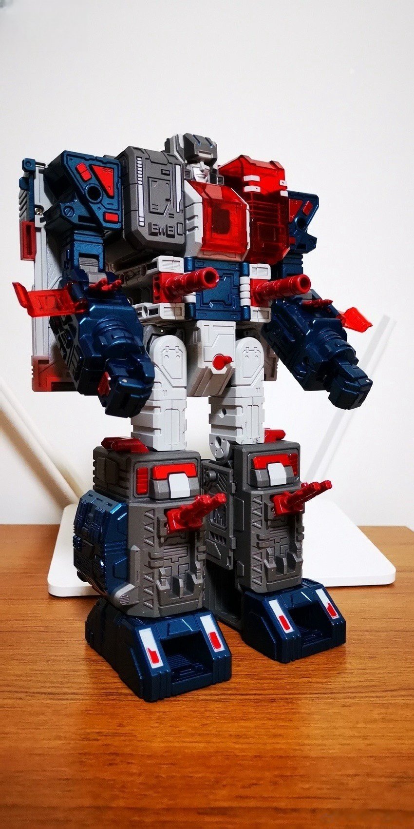 Transformers toy Zeta Toys EX-09 Ford Fortress Maximus Metallic Version