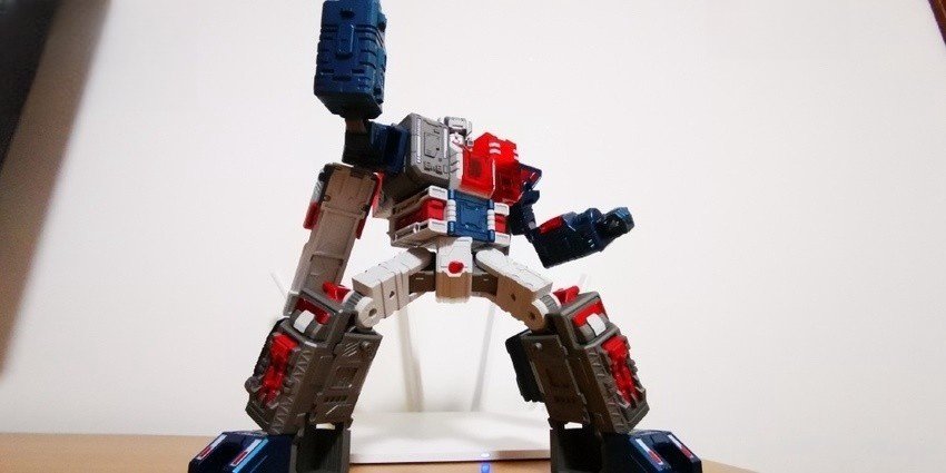 Transformers toy Zeta Toys EX-09 Ford Fortress Maximus Metallic Version