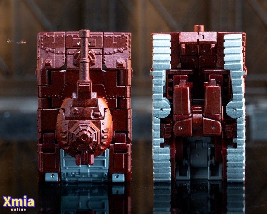 Transformers toy NewAge H70 Oddball Warpath