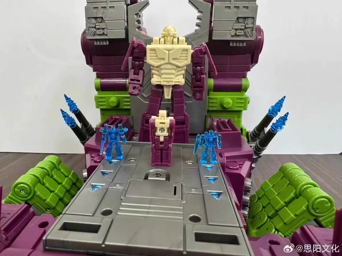 Transformers toys Siyang Culture Y-C002 Heidelberg Scorponok