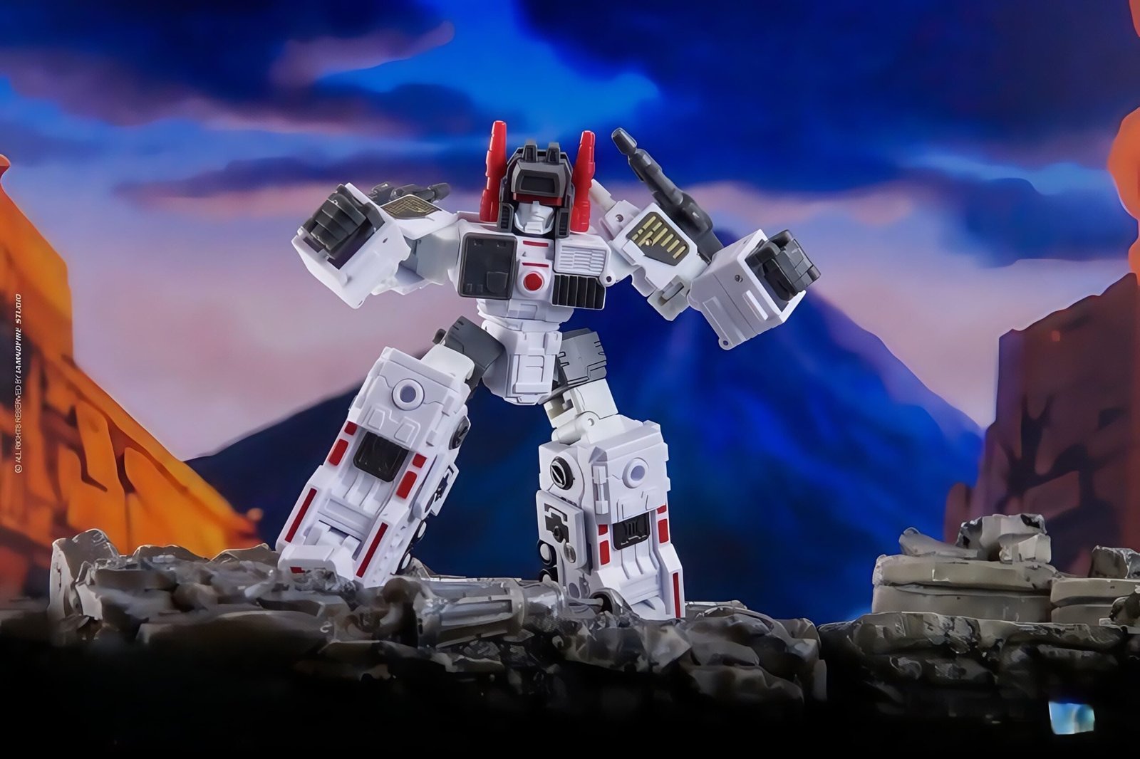 Transformers toy Dr.Wu DW-E54 Iron Fortress Mini Metroplex
