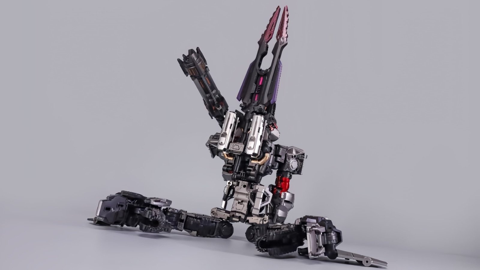 Transformers toy TC01 Megatron SS109-6601 Enlarged Version