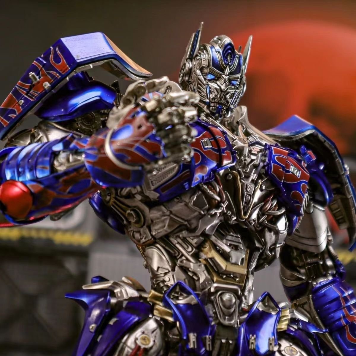 Action Figure 4th Party MF-004 The Last Knight DLX Optimus Prime