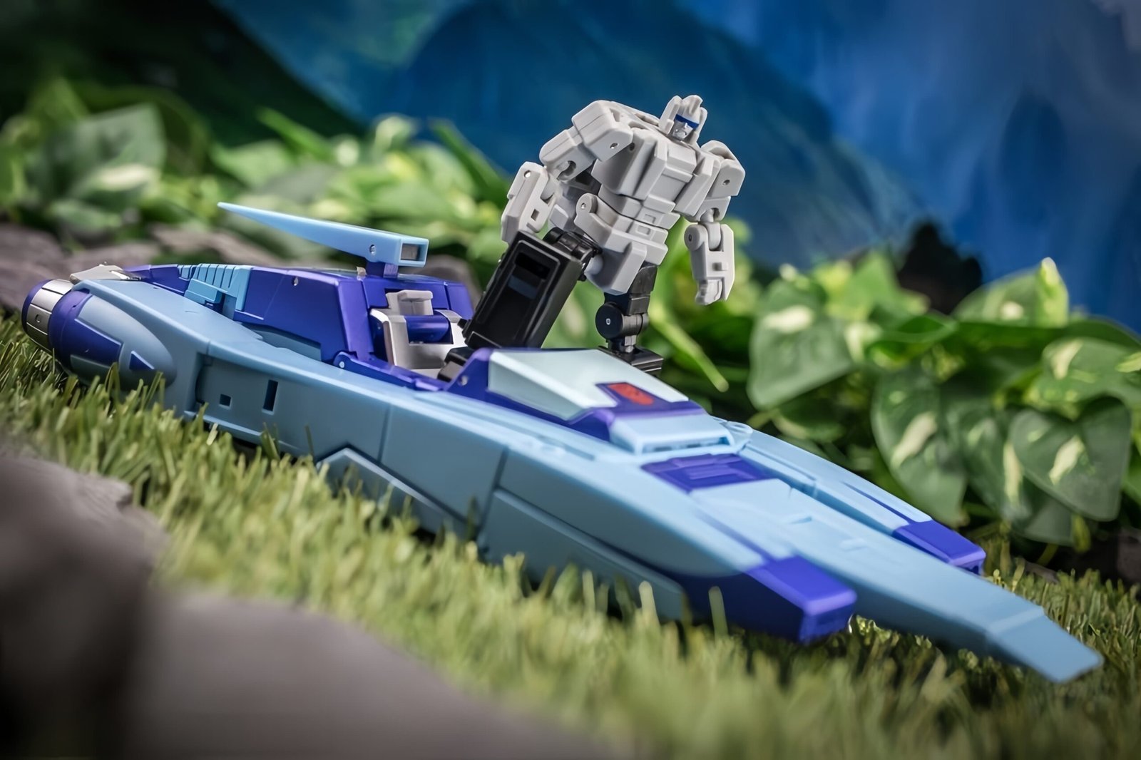 Transformers toy FansToys FT-39 Jabber Blurr