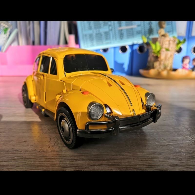 Cyber Era CE-01 Bumblebee Oversized Transcraft TC-02