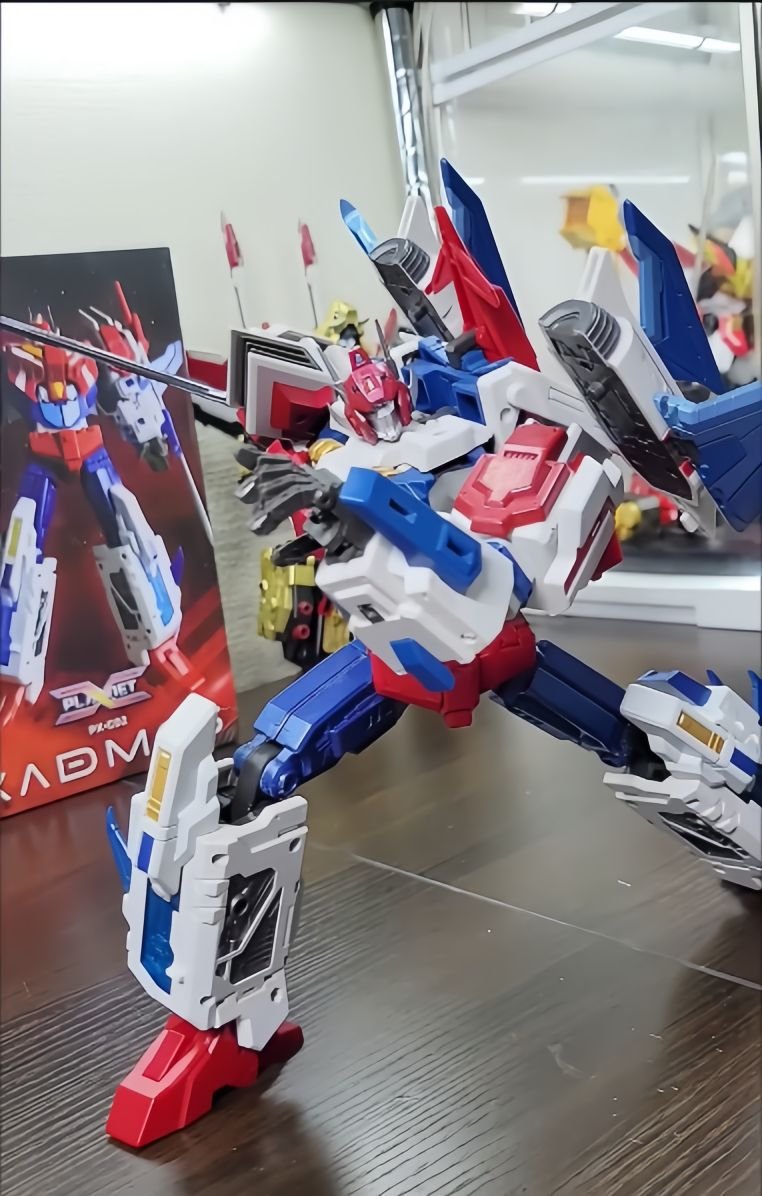 Planet X PX-C02 IDW Kadmos Star Saber