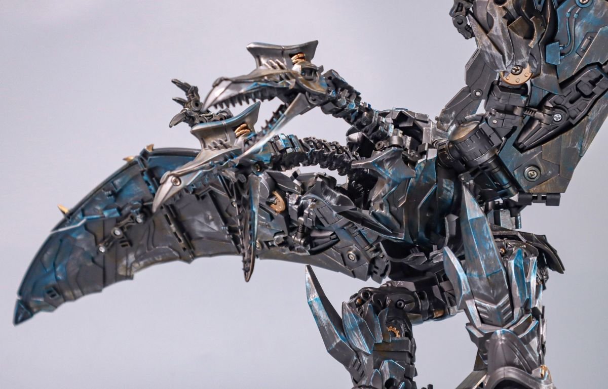 BW TW-1104 Studio Series Transformers Strafe