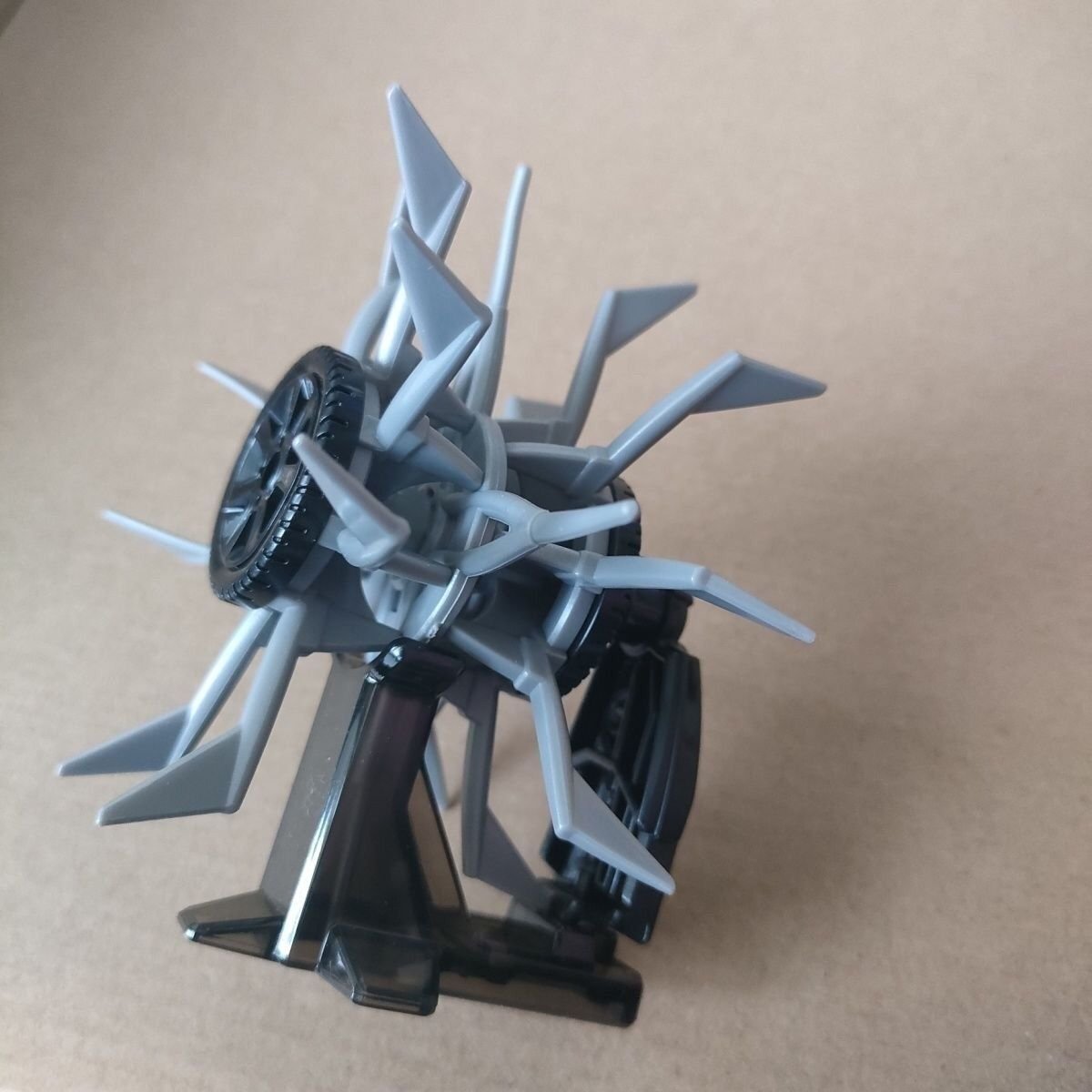 Yuexing XP-15 Barricade MPM05 Oversize Version