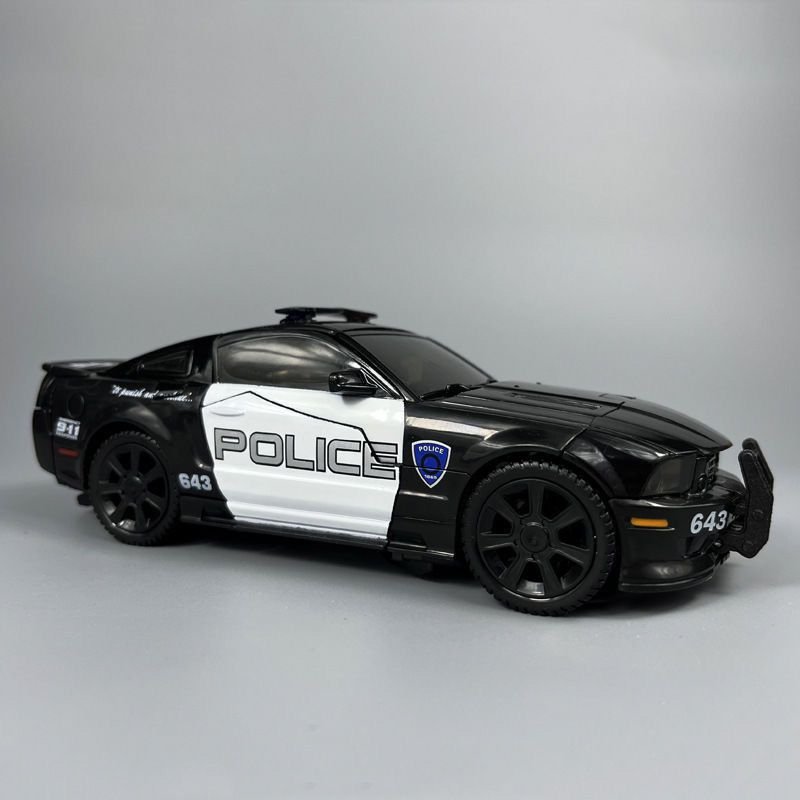 Yuexing XP-15 Barricade MPM05 Oversize Version