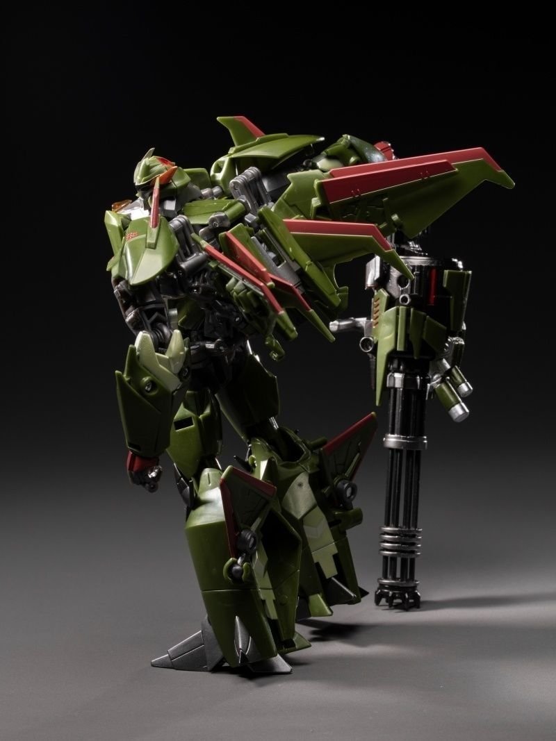 APC Toys Transformers Prime APC Skyquake Modified Version