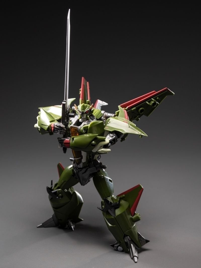 APC Toys Transformers Prime APC Skyquake Modified Version