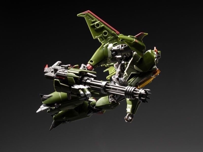 APC Toys Transformers Prime APC Skyquake Modified Version